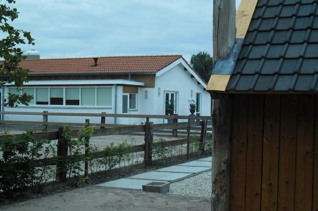 Heeswijk-Dinther Herkenhoek 5 Bedroom Apartment מראה חיצוני תמונה